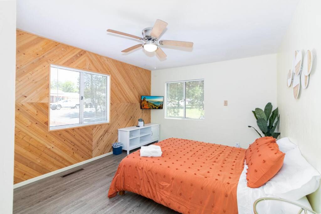 9Min To Univ Of Redlands Spacious Boho Home 5Min To Downtown Discounts Buitenkant foto